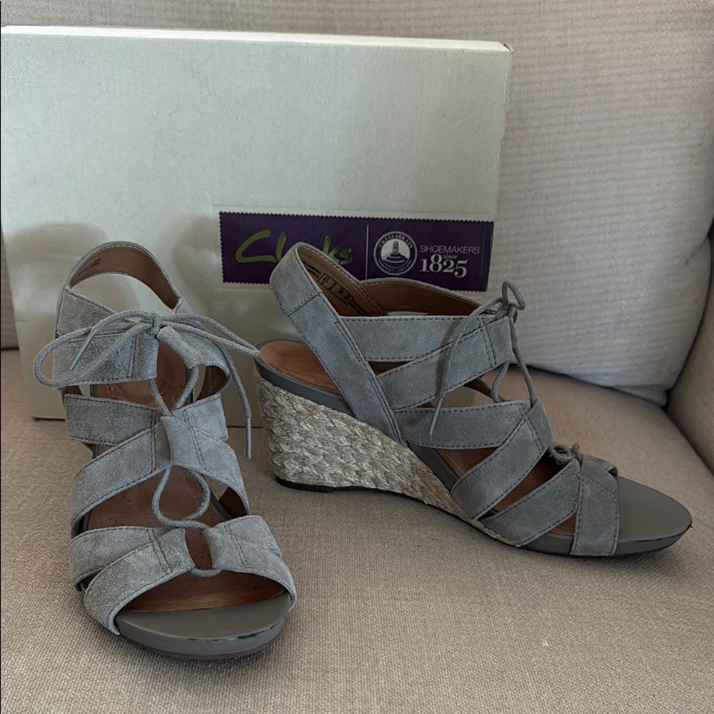 Clarks Artisan series Wedge Sandals with Strappy Gladiator Design
